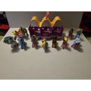 My Little Pony Mini Figures Lot w/ Carry Case Playset Hasbro